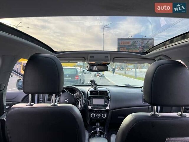 Сірий Міцубісі Outlander Sport, об'ємом двигуна 2.4 л та пробігом 139 тис. км за 15400 $, фото 28 на Automoto.ua