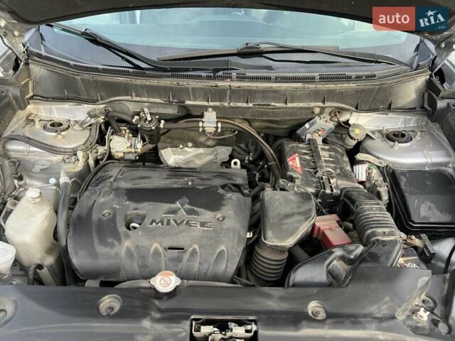 Сірий Міцубісі Outlander Sport, об'ємом двигуна 2.4 л та пробігом 139 тис. км за 15400 $, фото 41 на Automoto.ua