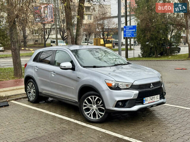 Серый Мицубиси Outlander Sport, объемом двигателя 2 л и пробегом 172 тыс. км за 12700 $, фото 1 на Automoto.ua