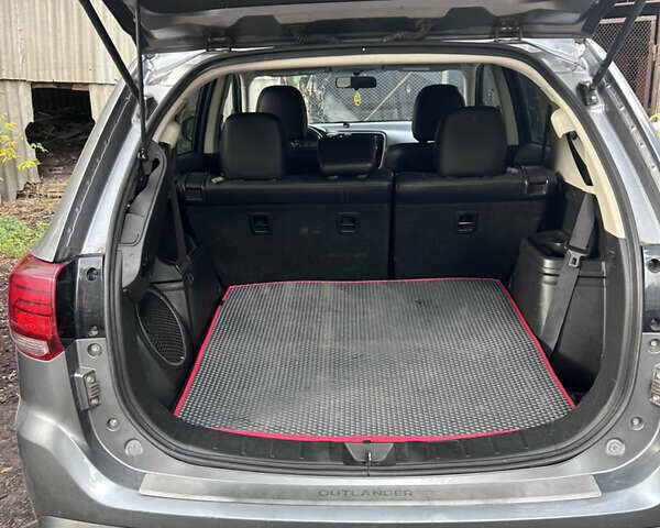 Сірий Міцубісі Outlander Sport, об'ємом двигуна 2.4 л та пробігом 128 тис. км за 12000 $, фото 4 на Automoto.ua