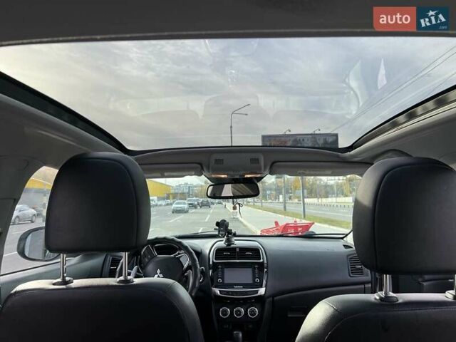 Сірий Міцубісі Outlander Sport, об'ємом двигуна 2.4 л та пробігом 139 тис. км за 15400 $, фото 3 на Automoto.ua