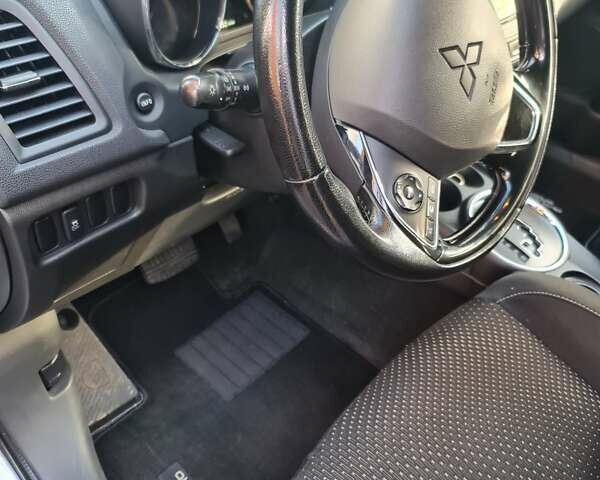 Сірий Міцубісі Outlander Sport, об'ємом двигуна 2 л та пробігом 140 тис. км за 12900 $, фото 5 на Automoto.ua