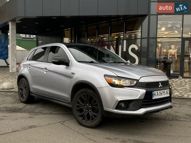 Сірий Міцубісі Outlander Sport, об'ємом двигуна 2.4 л та пробігом 185 тис. км за 12350 $, фото 4 на Automoto.ua