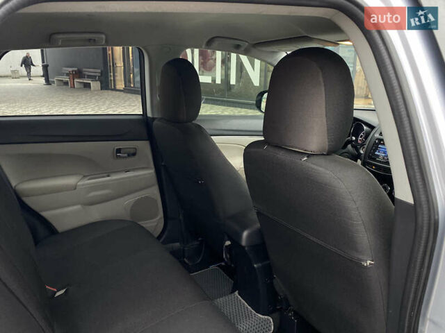 Сірий Міцубісі Outlander Sport, об'ємом двигуна 2.4 л та пробігом 185 тис. км за 12350 $, фото 26 на Automoto.ua