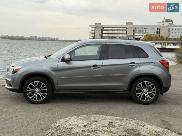 Мицубиси Outlander Sport 2016 в Днепре (Днепропетровске) на Automoto.ua Серый Мицубиси Outlander Sport, объемом двигателя 0 л и пробегом 156 тыс. км за 11700 $, фото 7 на Automoto.ua