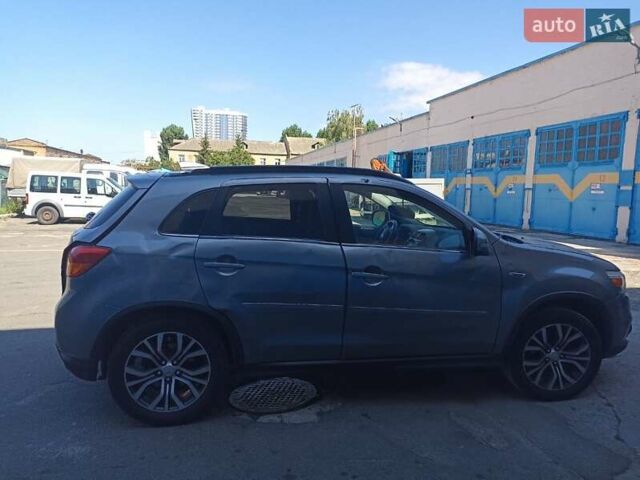 Сірий Міцубісі Outlander Sport, об'ємом двигуна 2.4 л та пробігом 120 тис. км за 7999 $, фото 6 на Automoto.ua