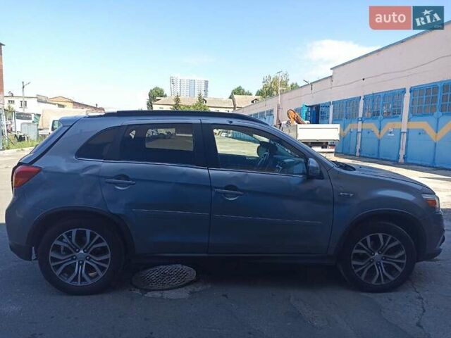 Сірий Міцубісі Outlander Sport, об'ємом двигуна 2.4 л та пробігом 120 тис. км за 7999 $, фото 5 на Automoto.ua