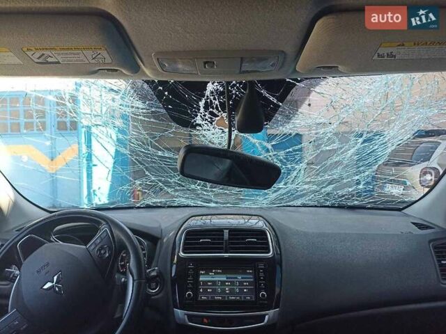 Сірий Міцубісі Outlander Sport, об'ємом двигуна 2.4 л та пробігом 120 тис. км за 7999 $, фото 3 на Automoto.ua