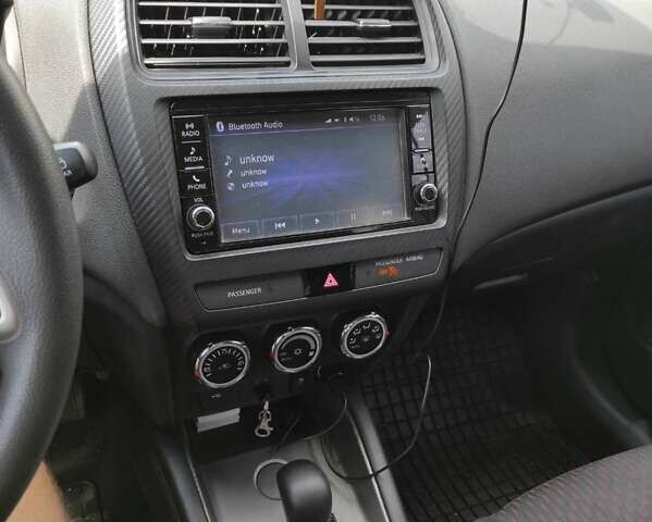 Сірий Міцубісі Outlander Sport, об'ємом двигуна 2 л та пробігом 144 тис. км за 15500 $, фото 31 на Automoto.ua