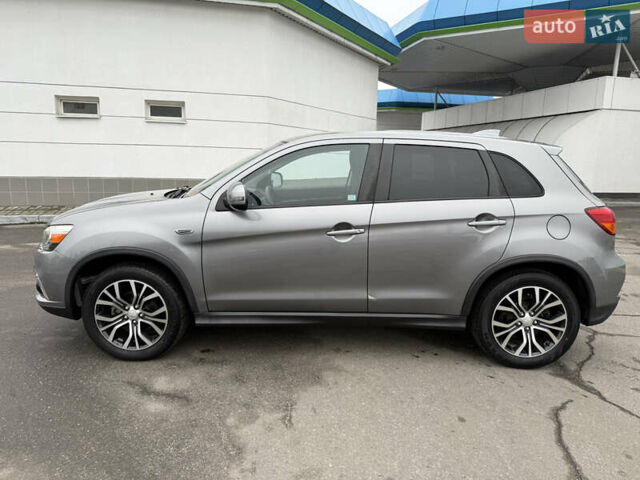 Сірий Міцубісі Outlander Sport, об'ємом двигуна 2 л та пробігом 100 тис. км за 13800 $, фото 6 на Automoto.ua