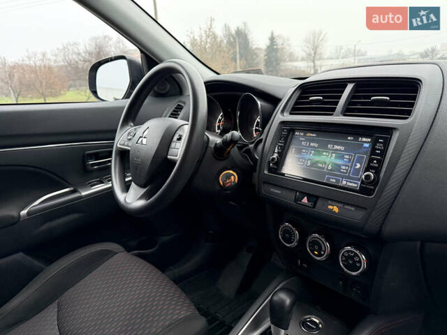 Сірий Міцубісі Outlander Sport, об'ємом двигуна 2 л та пробігом 100 тис. км за 13800 $, фото 15 на Automoto.ua