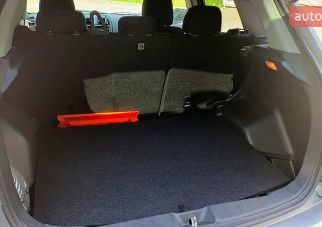 Серый Мицубиси Outlander Sport, объемом двигателя 2 л и пробегом 107 тыс. км за 12200 $, фото 13 на Automoto.ua