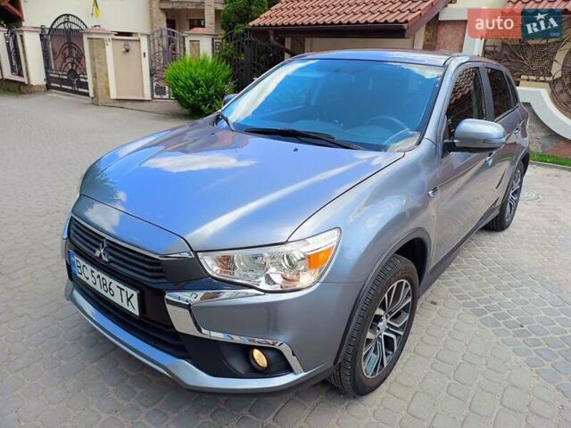 Серый Мицубиси Outlander Sport, объемом двигателя 2 л и пробегом 107 тыс. км за 12200 $, фото 8 на Automoto.ua