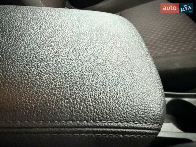 Сірий Міцубісі Outlander Sport, об'ємом двигуна 2 л та пробігом 100 тис. км за 13800 $, фото 14 на Automoto.ua