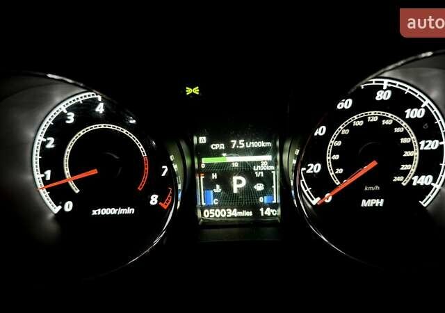 Серый Мицубиси Outlander Sport, объемом двигателя 2 л и пробегом 80 тыс. км за 13599 $, фото 9 на Automoto.ua