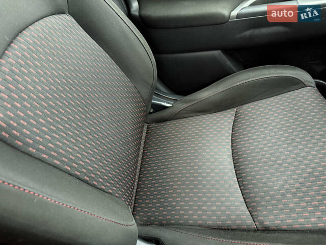 Сірий Міцубісі Outlander Sport, об'ємом двигуна 2 л та пробігом 100 тис. км за 13800 $, фото 13 на Automoto.ua