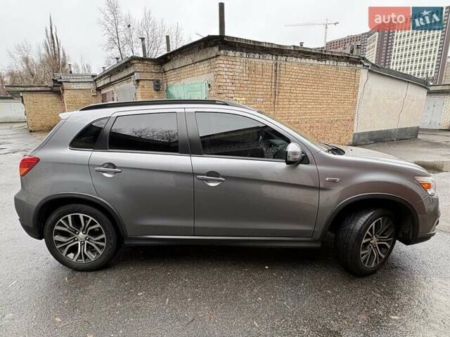 Серый Мицубиси Outlander Sport, объемом двигателя 2.4 л и пробегом 86 тыс. км за 15800 $, фото 18 на Automoto.ua