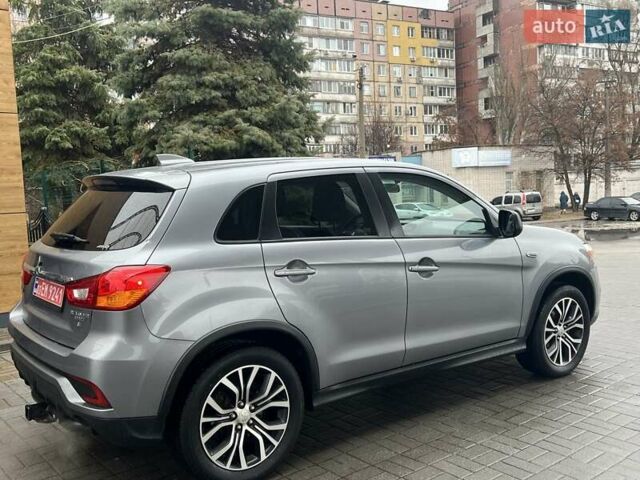 Серый Мицубиси Outlander Sport, объемом двигателя 2.4 л и пробегом 190 тыс. км за 12900 $, фото 9 на Automoto.ua