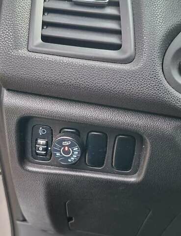 Серый Мицубиси Outlander Sport, объемом двигателя 2 л и пробегом 69 тыс. км за 15000 $, фото 9 на Automoto.ua