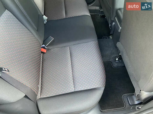 Серый Мицубиси Outlander Sport, объемом двигателя 2 л и пробегом 72 тыс. км за 16900 $, фото 14 на Automoto.ua