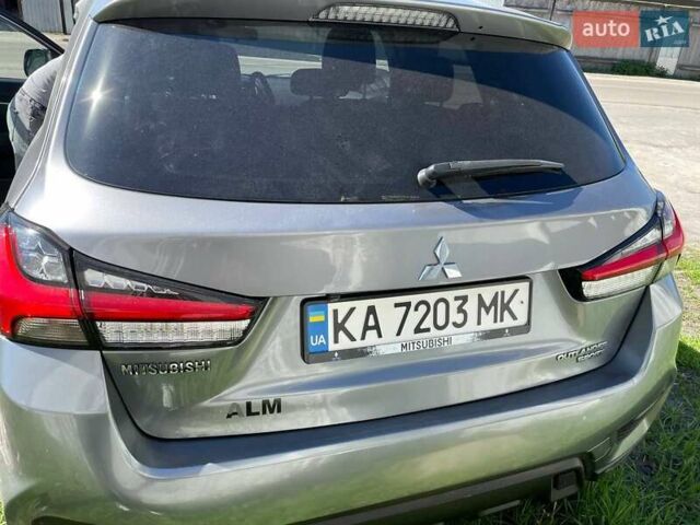 Серый Мицубиси Outlander Sport, объемом двигателя 2 л и пробегом 88 тыс. км за 15999 $, фото 26 на Automoto.ua