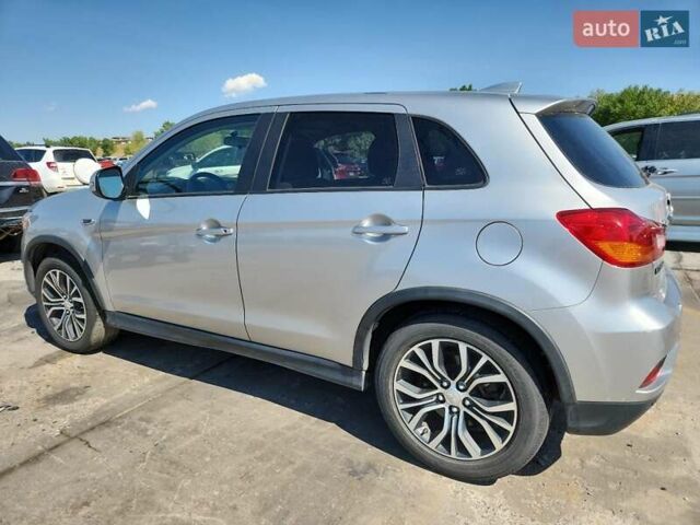 Мицубиси Outlander Sport 2019 в Луцке на Automoto.ua Серый Мицубиси Outlander Sport, объемом двигателя 2 л и пробегом 95 тыс. км за 3700 $, фото 5 на Automoto.ua