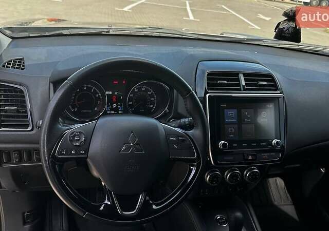 Сірий Міцубісі Outlander Sport, об'ємом двигуна 2 л та пробігом 115 тис. км за 15200 $, фото 6 на Automoto.ua