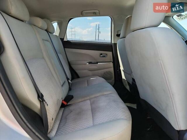 Мицубиси Outlander Sport 2019 в Луцке на Automoto.ua Серый Мицубиси Outlander Sport, объемом двигателя 2 л и пробегом 95 тыс. км за 3700 $, фото 9 на Automoto.ua