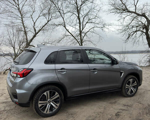 Серый Мицубиси Outlander Sport, объемом двигателя 2 л и пробегом 105 тыс. км за 17600 $, фото 21 на Automoto.ua