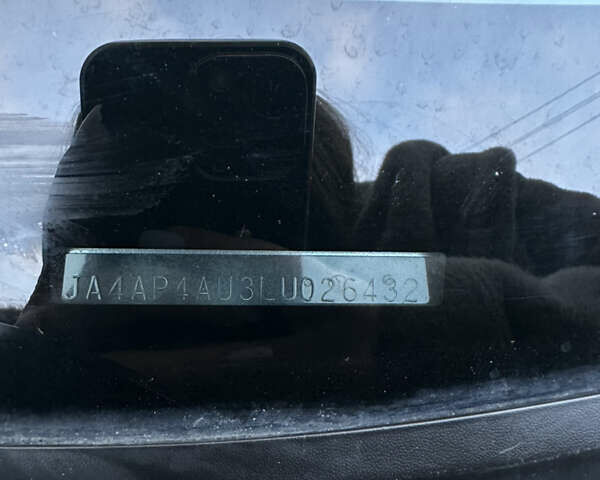 Серый Мицубиси Outlander Sport, объемом двигателя 2 л и пробегом 105 тыс. км за 17600 $, фото 1 на Automoto.ua
