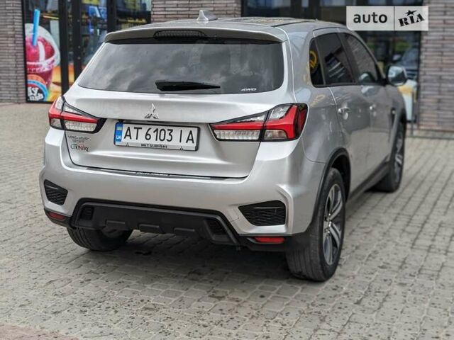 Сірий Міцубісі Outlander Sport, об'ємом двигуна 2 л та пробігом 100 тис. км за 17300 $, фото 6 на Automoto.ua