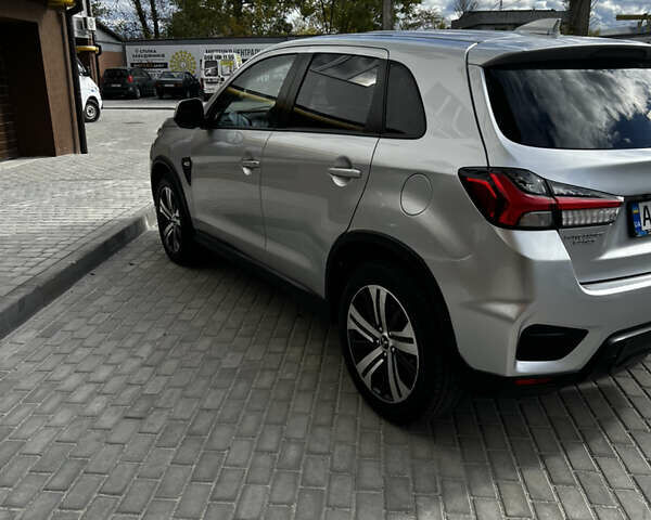 Сірий Міцубісі Outlander Sport, об'ємом двигуна 2 л та пробігом 133 тис. км за 16300 $, фото 3 на Automoto.ua