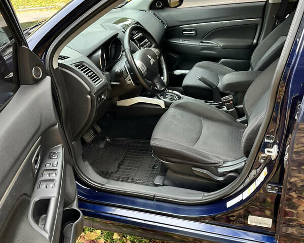 Синий Мицубиси Outlander Sport, объемом двигателя 2 л и пробегом 234 тыс. км за 9900 $, фото 13 на Automoto.ua