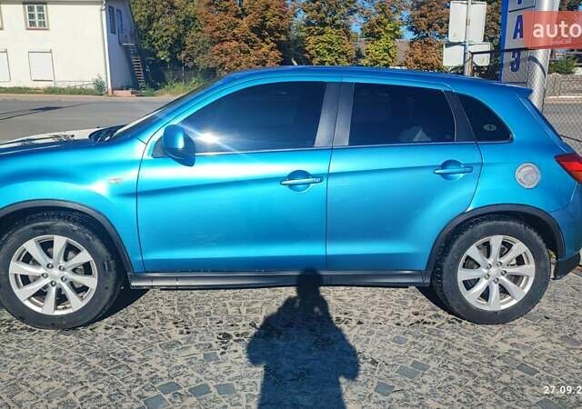 Синий Мицубиси Outlander Sport, объемом двигателя 2 л и пробегом 156 тыс. км за 9000 $, фото 2 на Automoto.ua