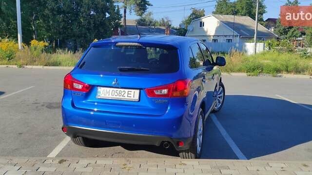 Синий Мицубиси Outlander Sport, объемом двигателя 2 л и пробегом 130 тыс. км за 11600 $, фото 6 на Automoto.ua