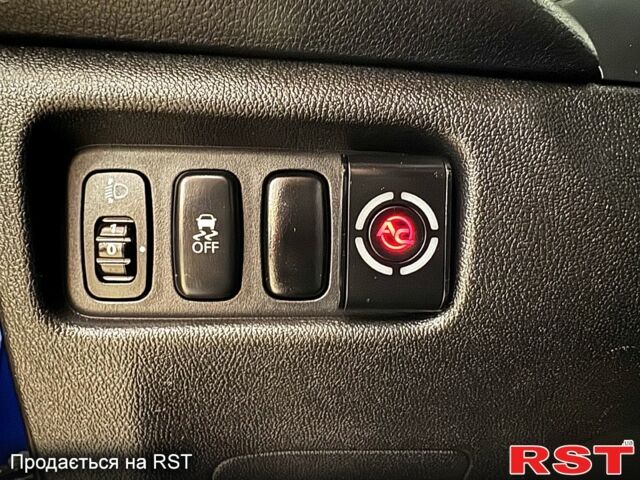 Синий Мицубиси Outlander Sport, объемом двигателя 2.4 л и пробегом 107 тыс. км за 12600 $, фото 12 на Automoto.ua