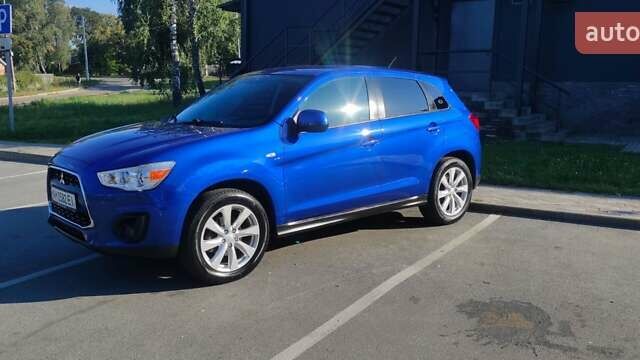 Синий Мицубиси Outlander Sport, объемом двигателя 2 л и пробегом 130 тыс. км за 11600 $, фото 4 на Automoto.ua