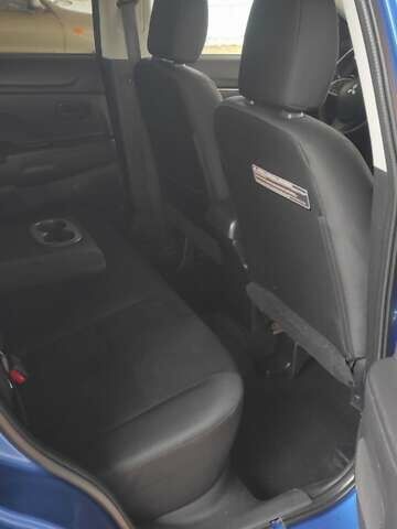 Синий Мицубиси Outlander Sport, объемом двигателя 2 л и пробегом 130 тыс. км за 11600 $, фото 25 на Automoto.ua