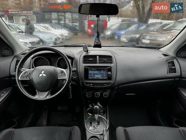 Синий Мицубиси Outlander Sport, объемом двигателя 2 л и пробегом 177 тыс. км за 12000 $, фото 14 на Automoto.ua