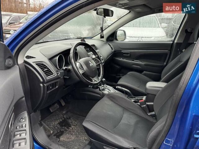 Синий Мицубиси Outlander Sport, объемом двигателя 2 л и пробегом 177 тыс. км за 12000 $, фото 9 на Automoto.ua