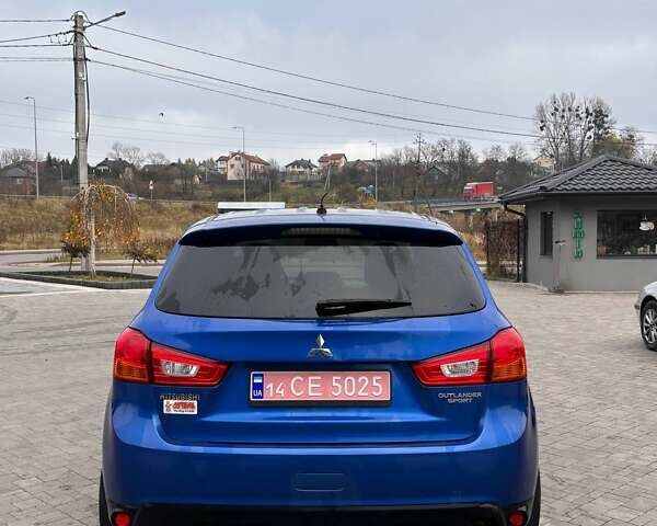 Синий Мицубиси Outlander Sport, объемом двигателя 2 л и пробегом 203 тыс. км за 8499 $, фото 5 на Automoto.ua