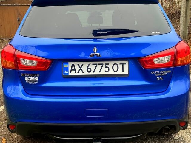 Синий Мицубиси Outlander Sport, объемом двигателя 2.4 л и пробегом 126 тыс. км за 13300 $, фото 4 на Automoto.ua