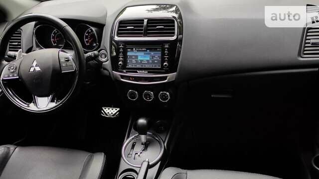 Синий Мицубиси Outlander Sport, объемом двигателя 2.4 л и пробегом 87 тыс. км за 15800 $, фото 29 на Automoto.ua