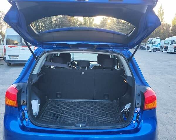 Синий Мицубиси Outlander Sport, объемом двигателя 2 л и пробегом 136 тыс. км за 13800 $, фото 10 на Automoto.ua