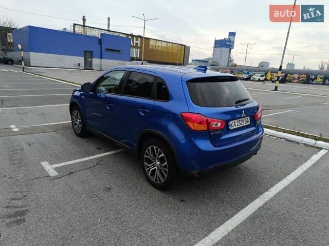 Синий Мицубиси Outlander Sport, объемом двигателя 2 л и пробегом 105 тыс. км за 14000 $, фото 2 на Automoto.ua