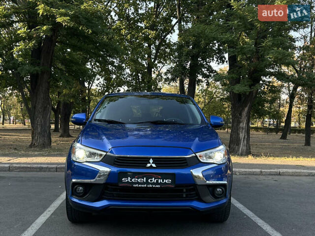 Синий Мицубиси Outlander Sport, объемом двигателя 2.36 л и пробегом 156 тыс. км за 13799 $, фото 2 на Automoto.ua