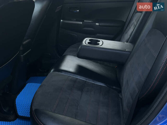 Синий Мицубиси Outlander Sport, объемом двигателя 2.36 л и пробегом 156 тыс. км за 13799 $, фото 23 на Automoto.ua