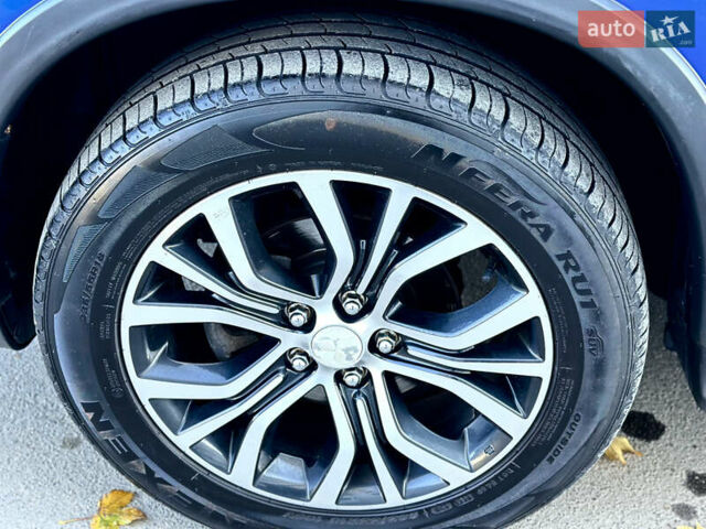 Синий Мицубиси Outlander Sport, объемом двигателя 2.4 л и пробегом 172 тыс. км за 14200 $, фото 35 на Automoto.ua