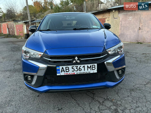 Мицубиси Outlander Sport 2018 в Виннице на Automoto.ua Синий Мицубиси Outlander Sport, объемом двигателя 2 л и пробегом 280 тыс. км за 12900 $, фото 2 на Automoto.ua
