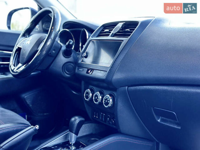 Синий Мицубиси Outlander Sport, объемом двигателя 2.4 л и пробегом 172 тыс. км за 14200 $, фото 41 на Automoto.ua